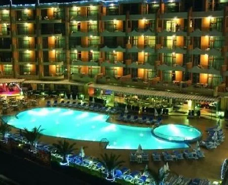 Hotel Grenada 4*