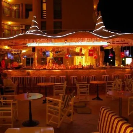 Grenada - 4*